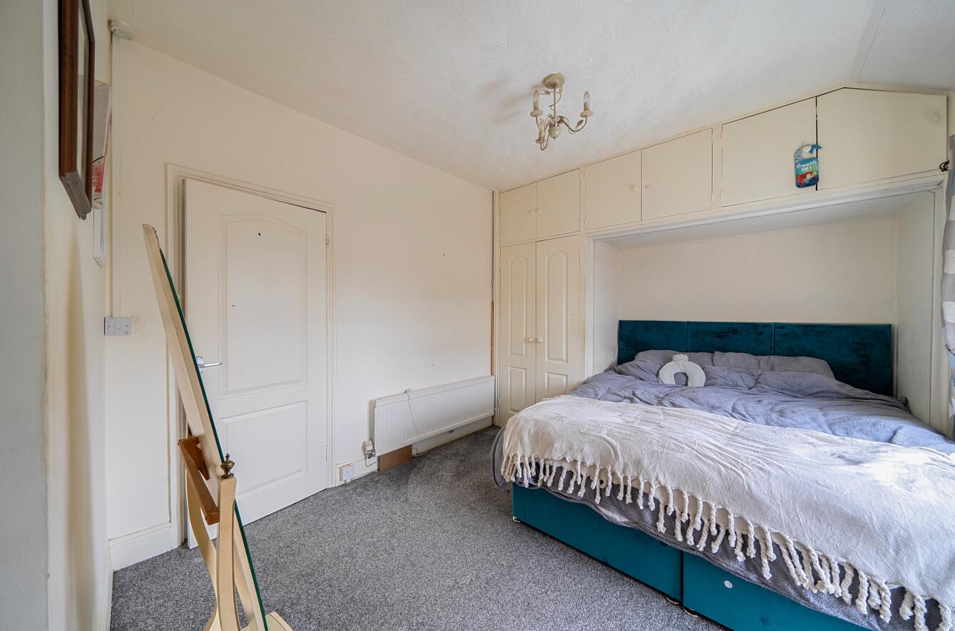 Heol Tregoning, Llanelli, SA15 2BD